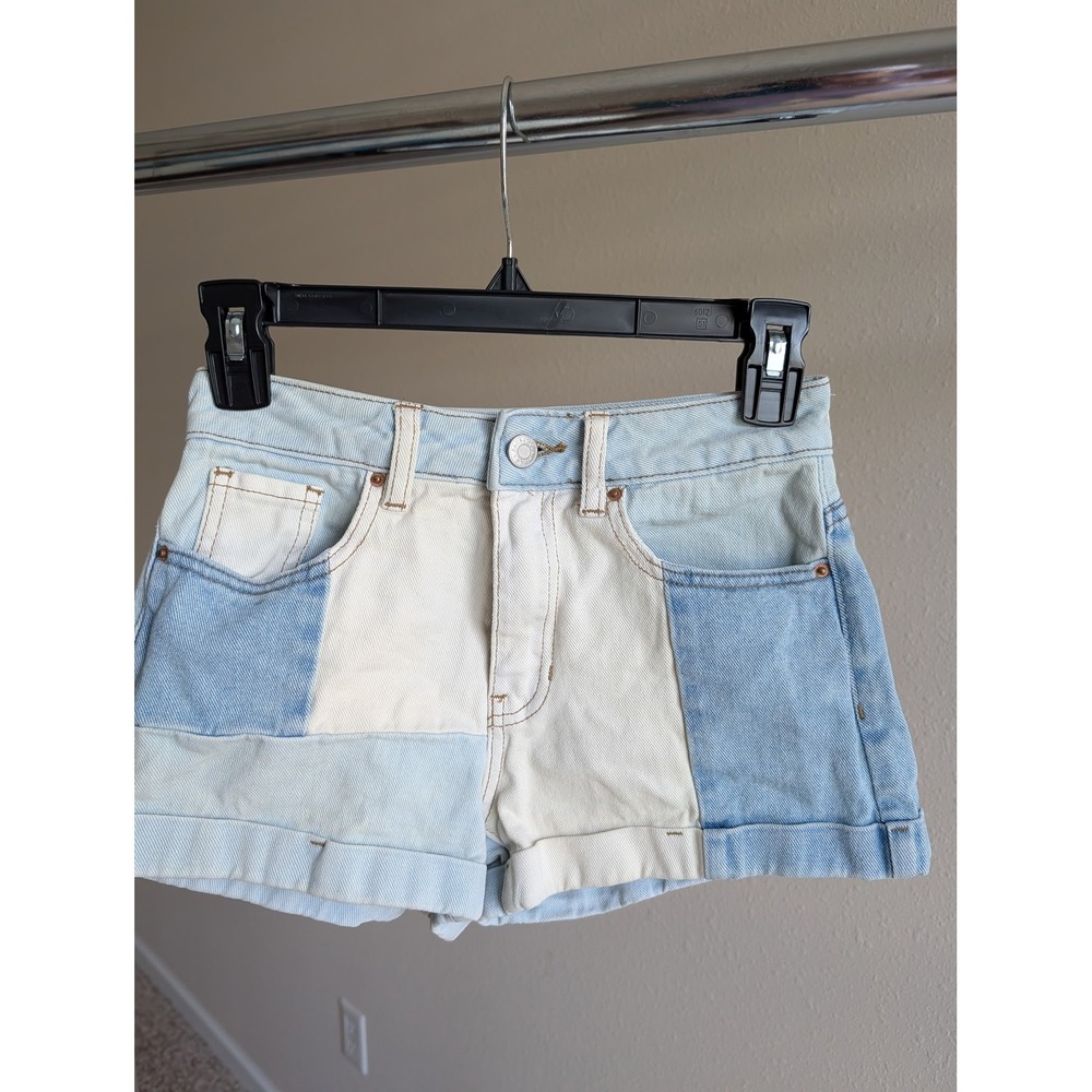 PacSun Mom Short Patchwork Colorblock Denim Shorts Light Wash‎ Cream Size 23